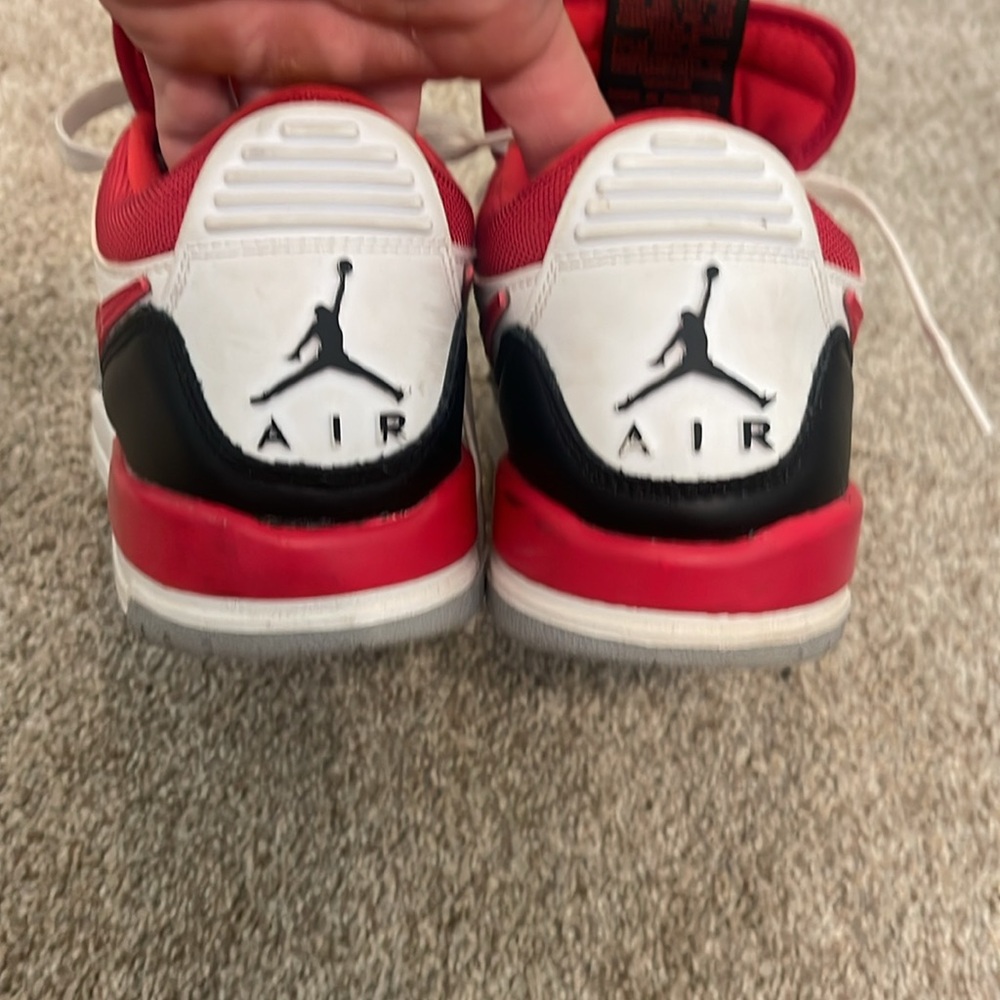 Jordan lows - Picture 4 of 6